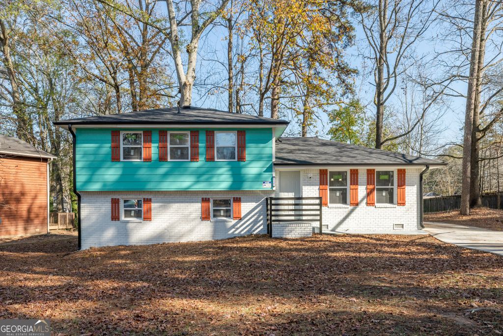 Photo of 7336 Camelot Court, Riverdale, GA 30296 (MLS # 10655099)