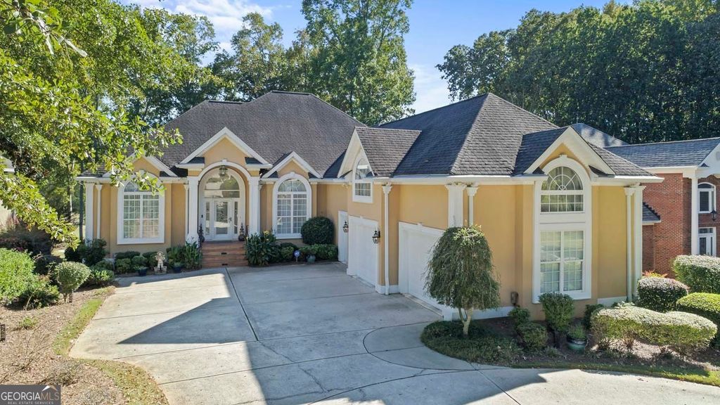 Photo of 123 Eagles Club Drive, Stockbridge, GA 30281 (MLS # 10629745)