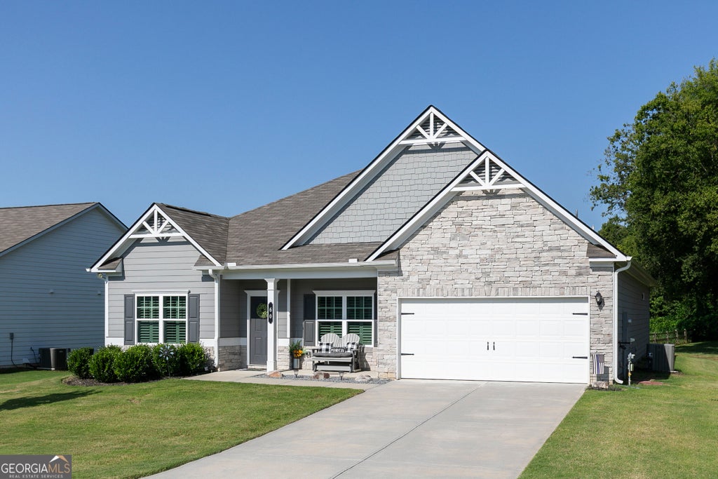 Photo of 60 Jackson Farm Road SE, Cartersville, GA 30120 (MLS # 10833099)