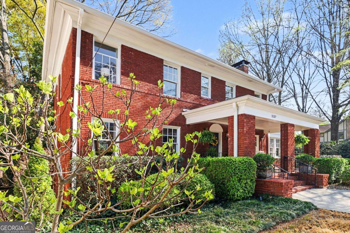 1137 Briarcliff RD NE