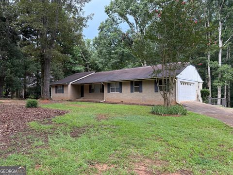 Photo of 5254 Deer Run Drive SW, Conyers, GA 30094 (MLS # 10565144)