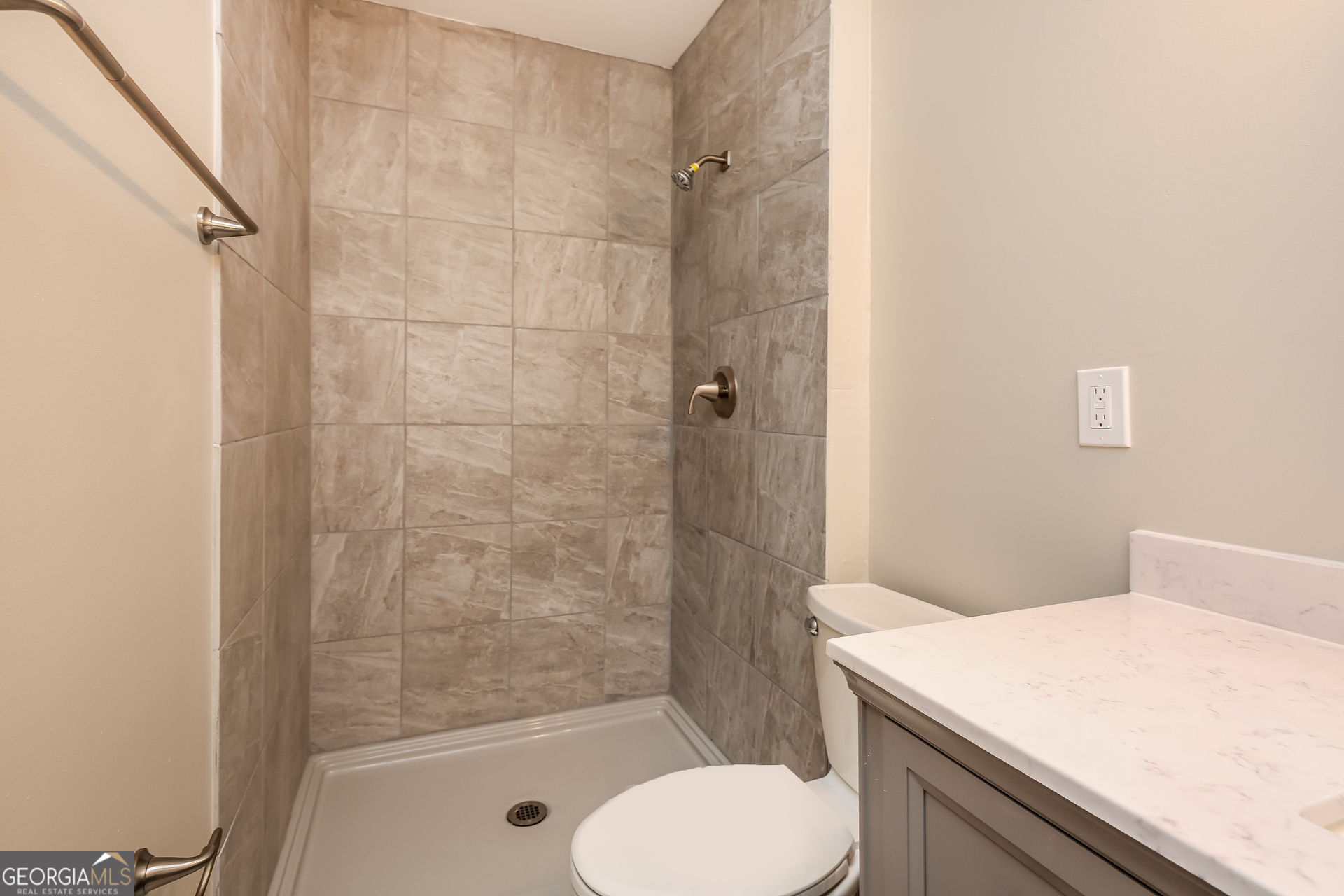 VILLAGE AT COBBLESTONE - Residential Lease