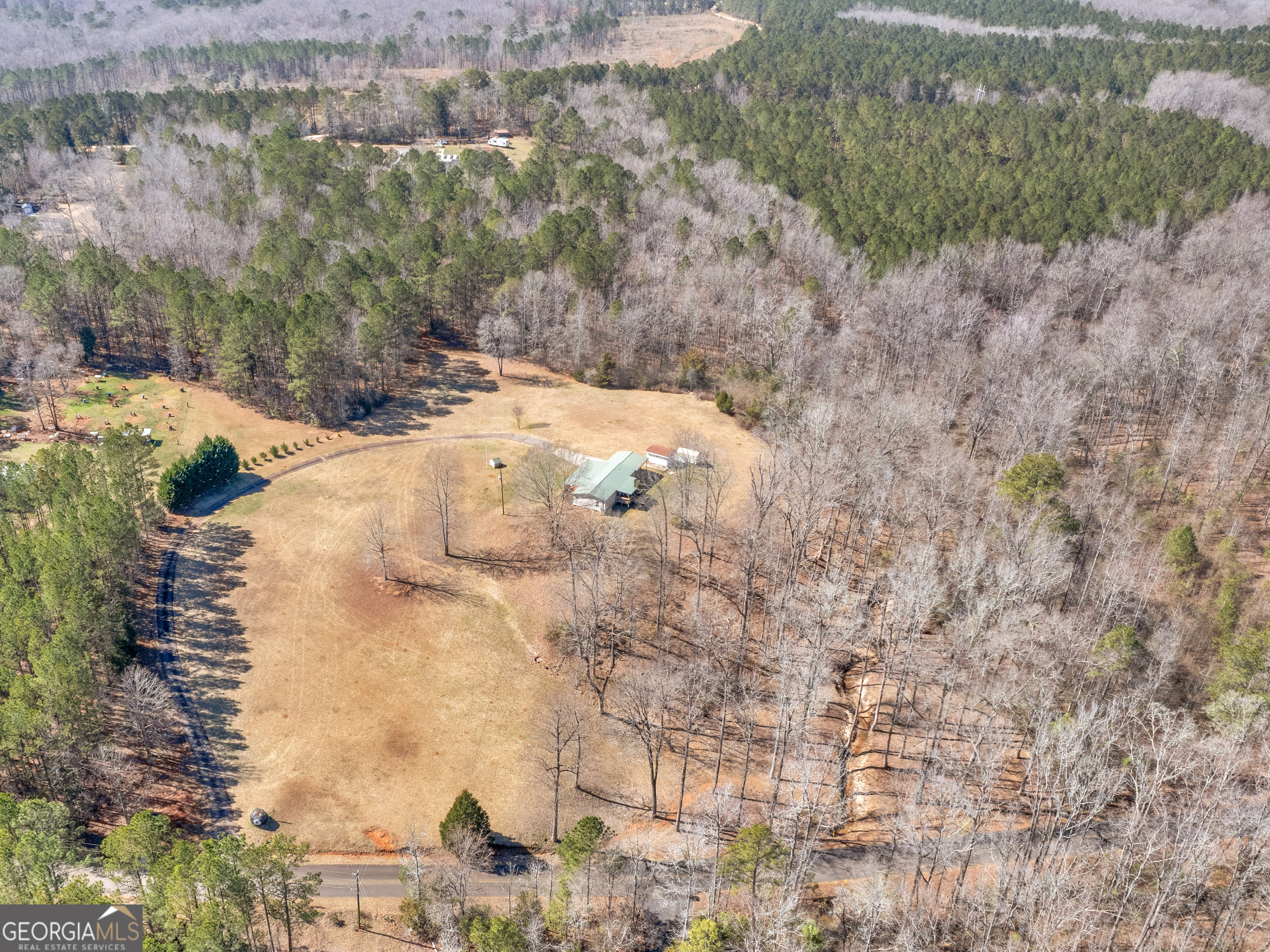 348 Hunt RD