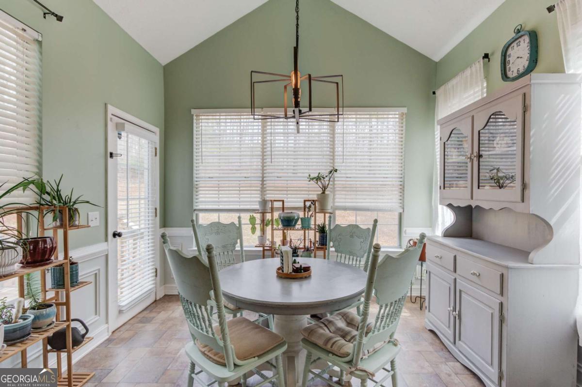 4990 Poplar Springs CIR