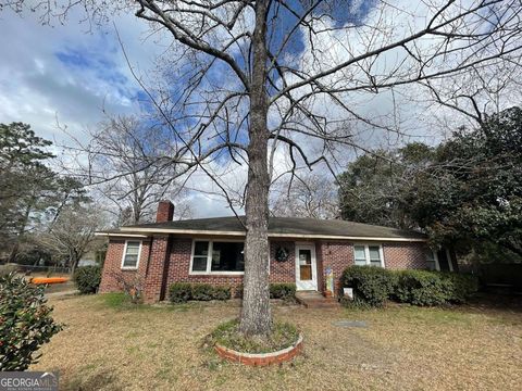 849 Prosperity DR Swainsboro GA 30401