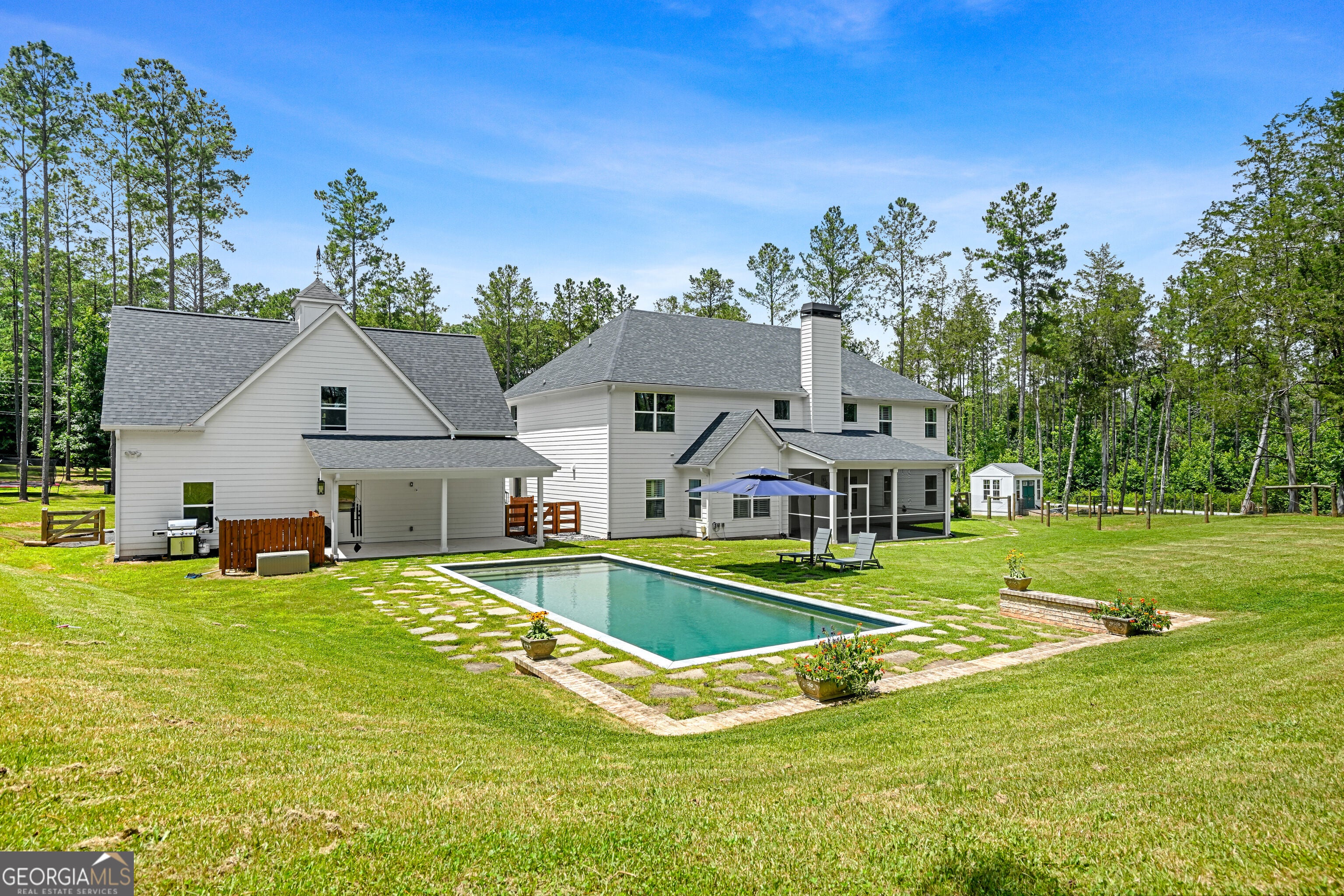 695 Dead Oak RD