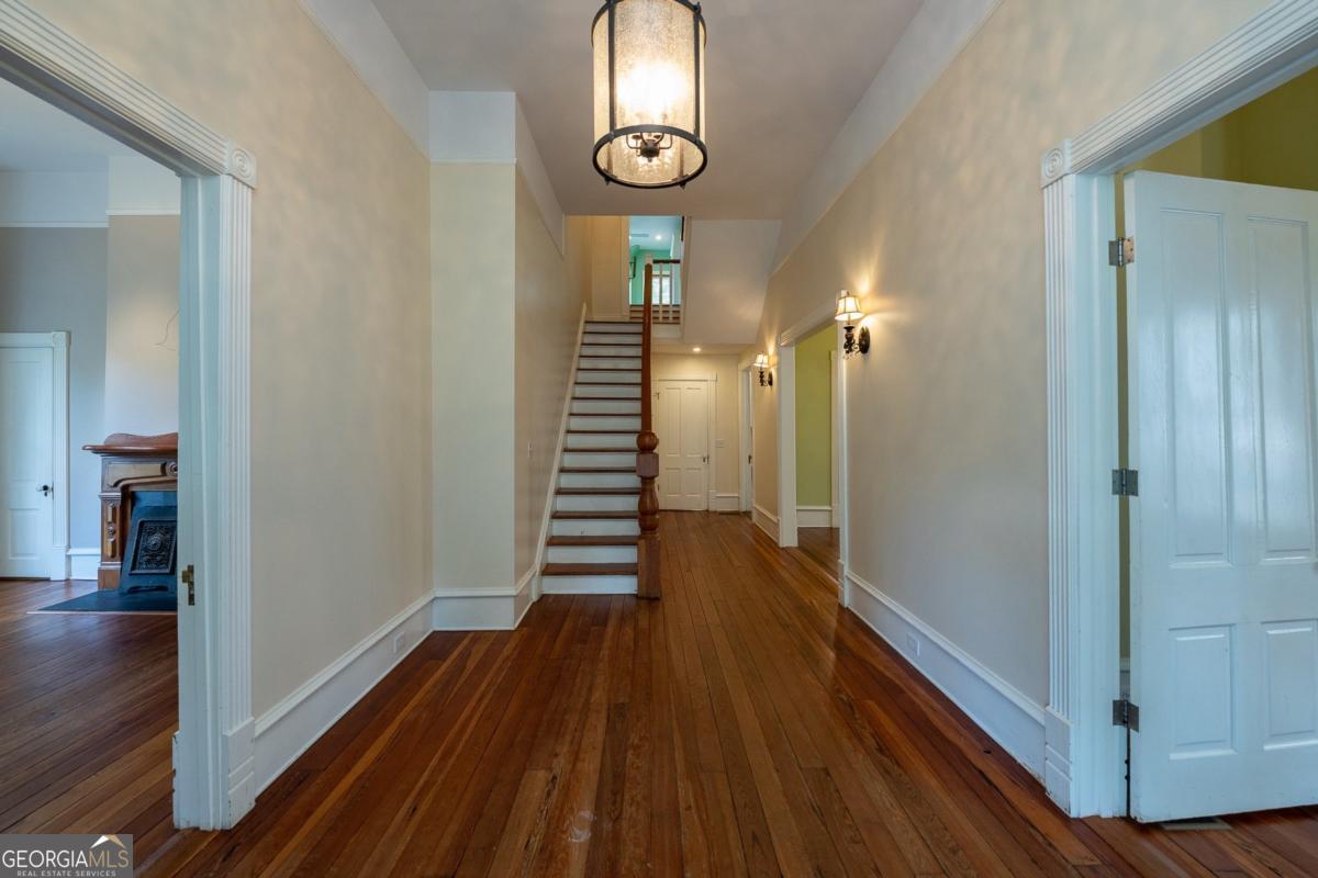 765 Woodland AVE SE