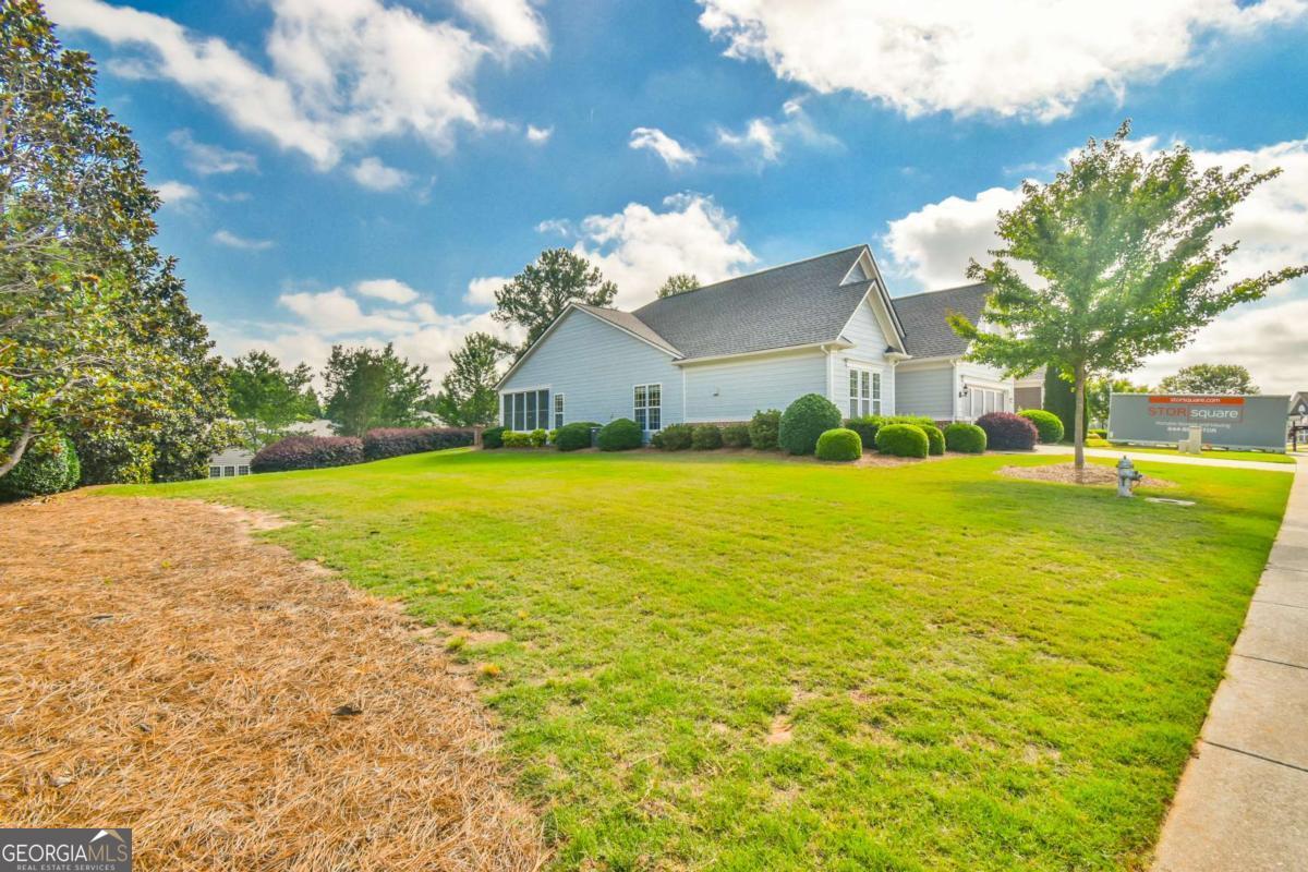 5907 Chimney Rock Dr