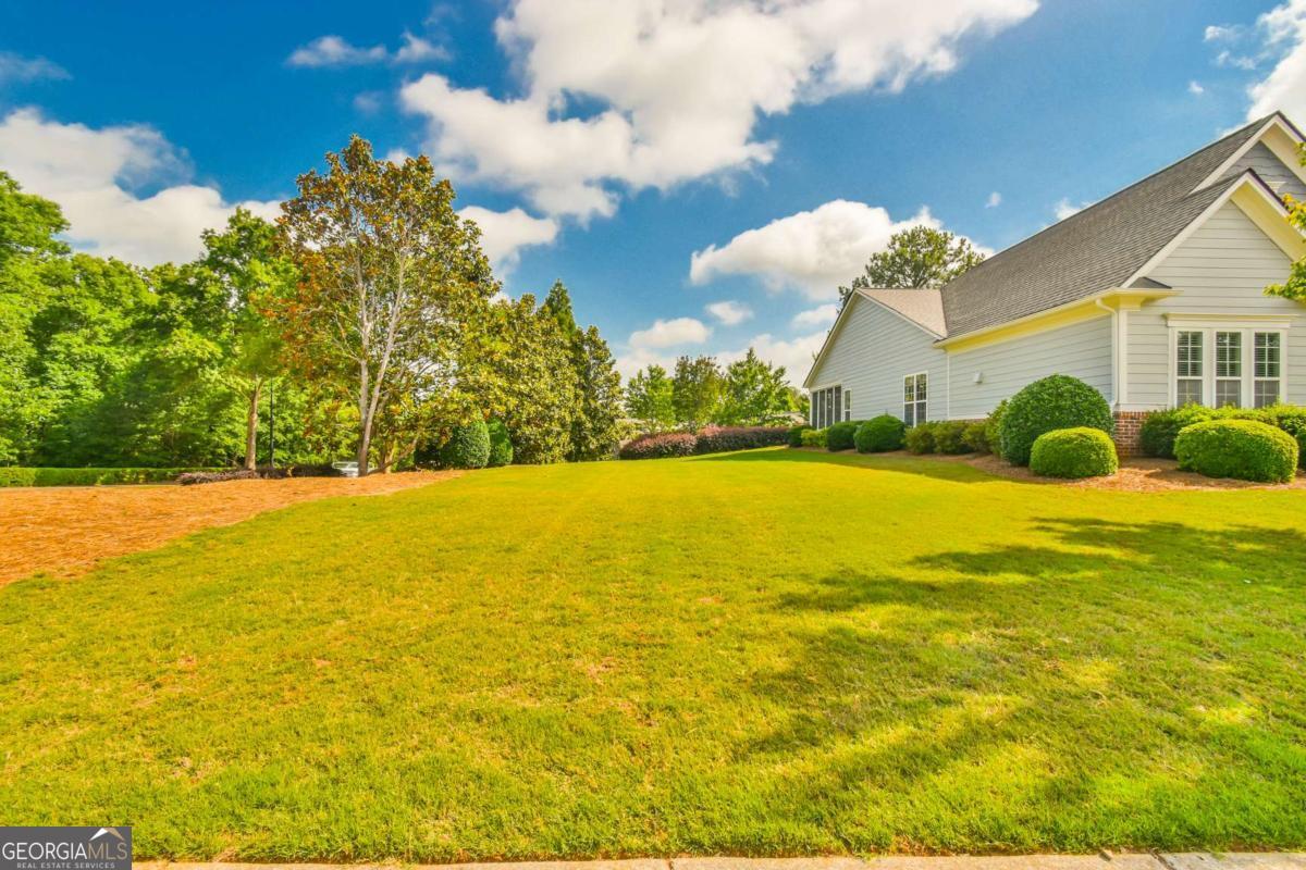 5907 Chimney Rock Dr