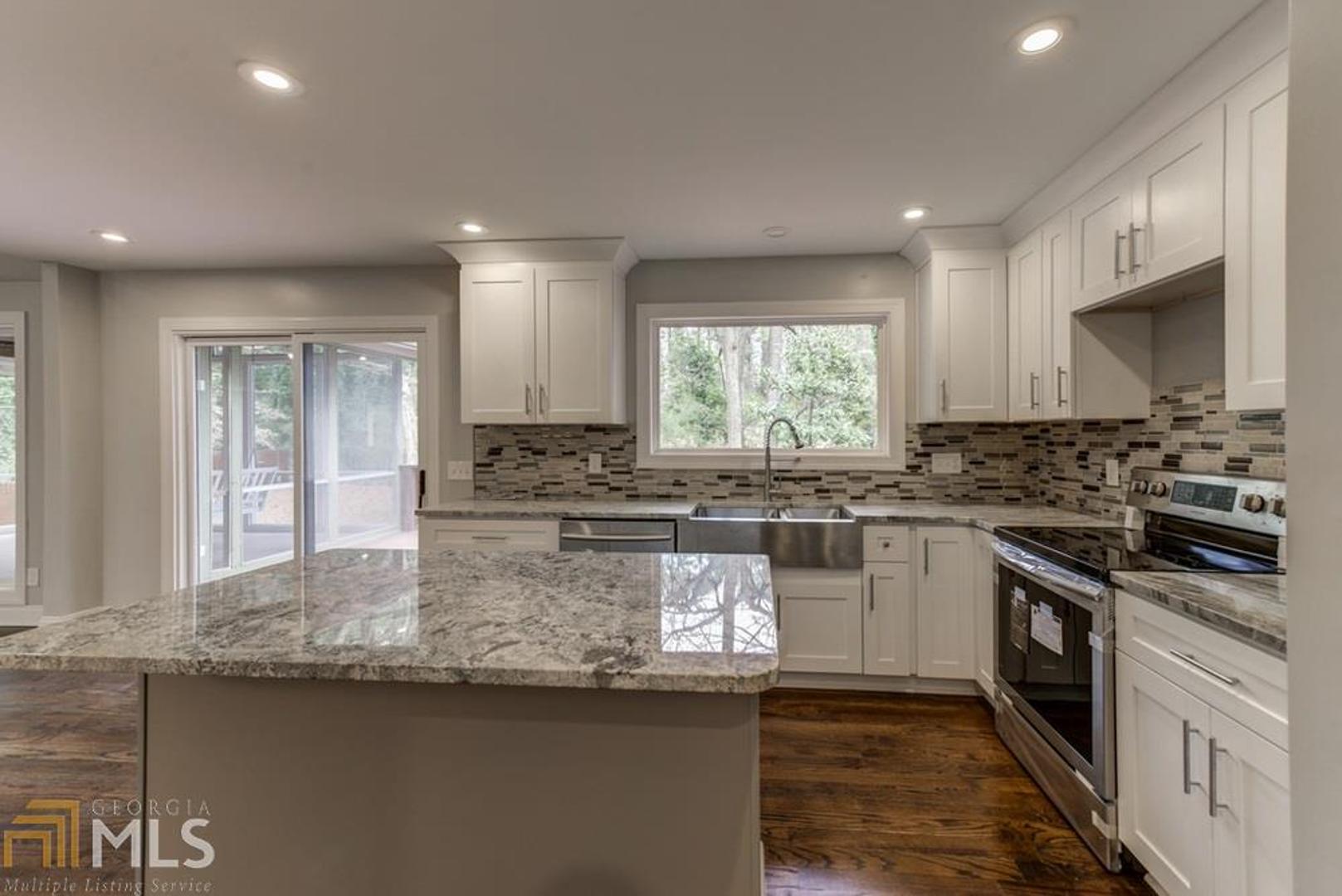 Olde Dekalb Village - Residential