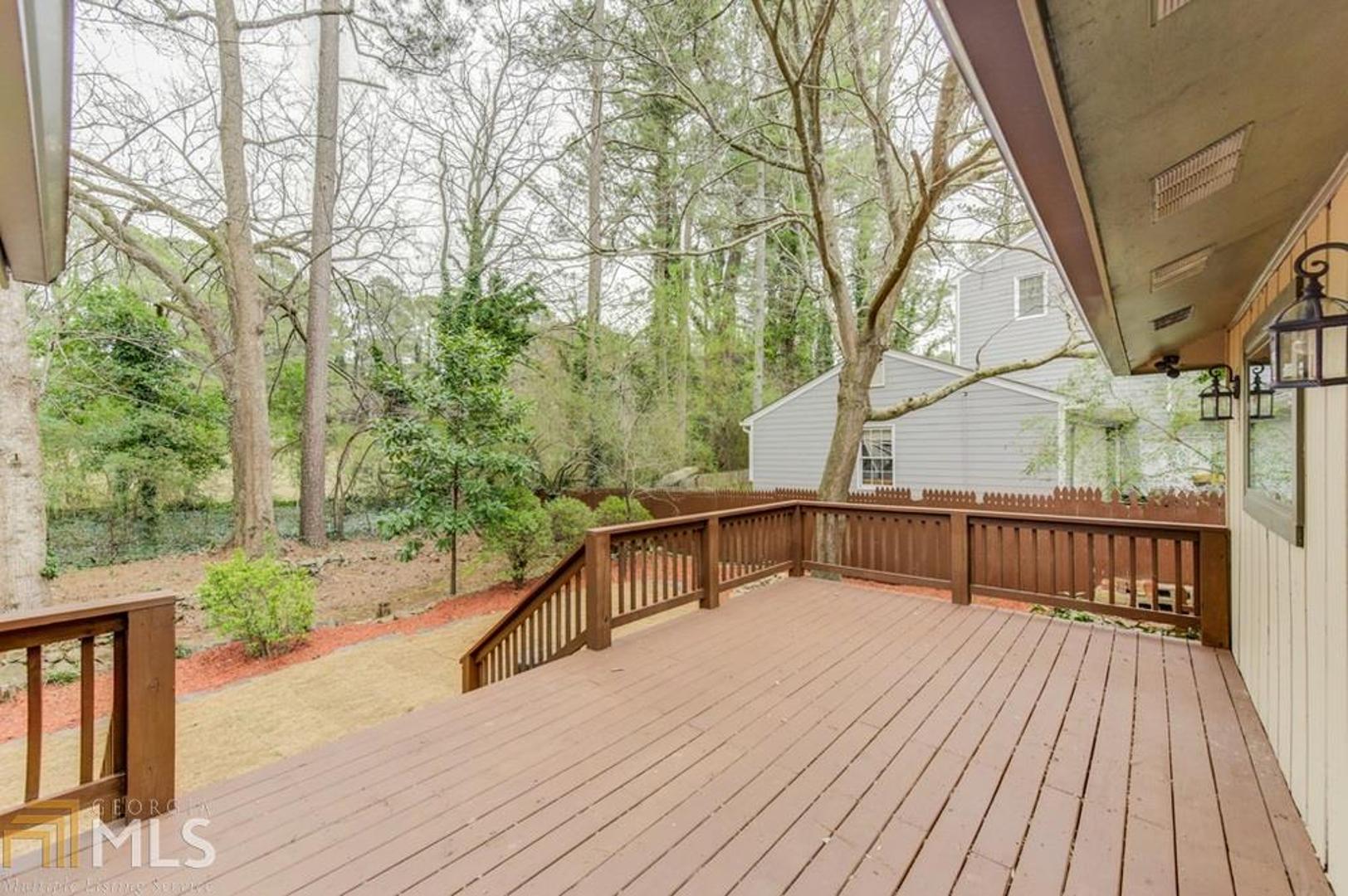 Olde Dekalb Village - Residential