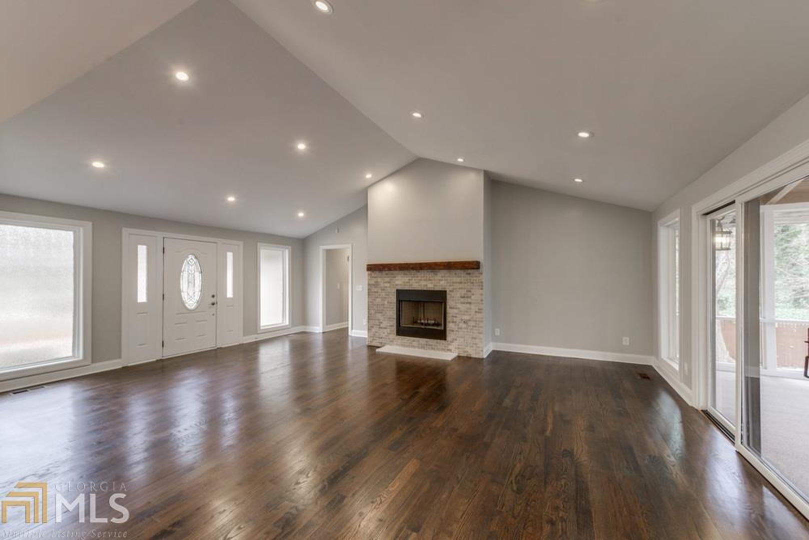 Olde Dekalb Village - Residential