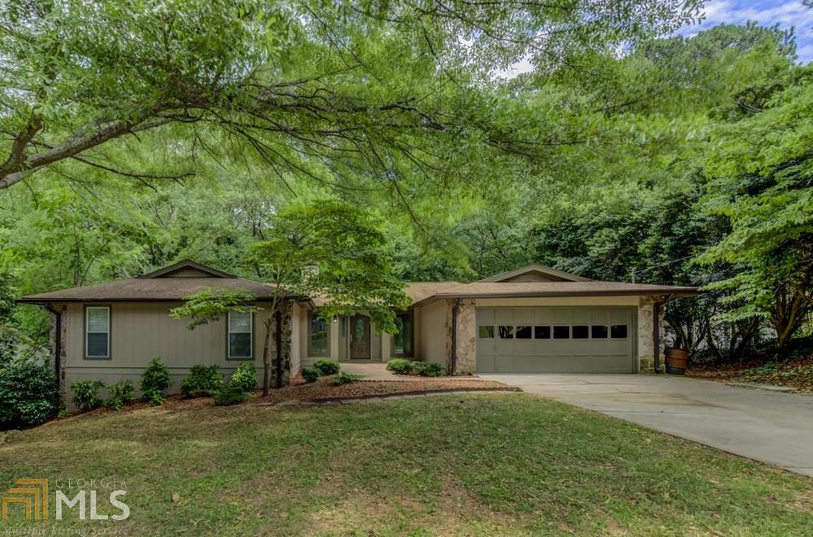 Olde Dekalb Village - Residential