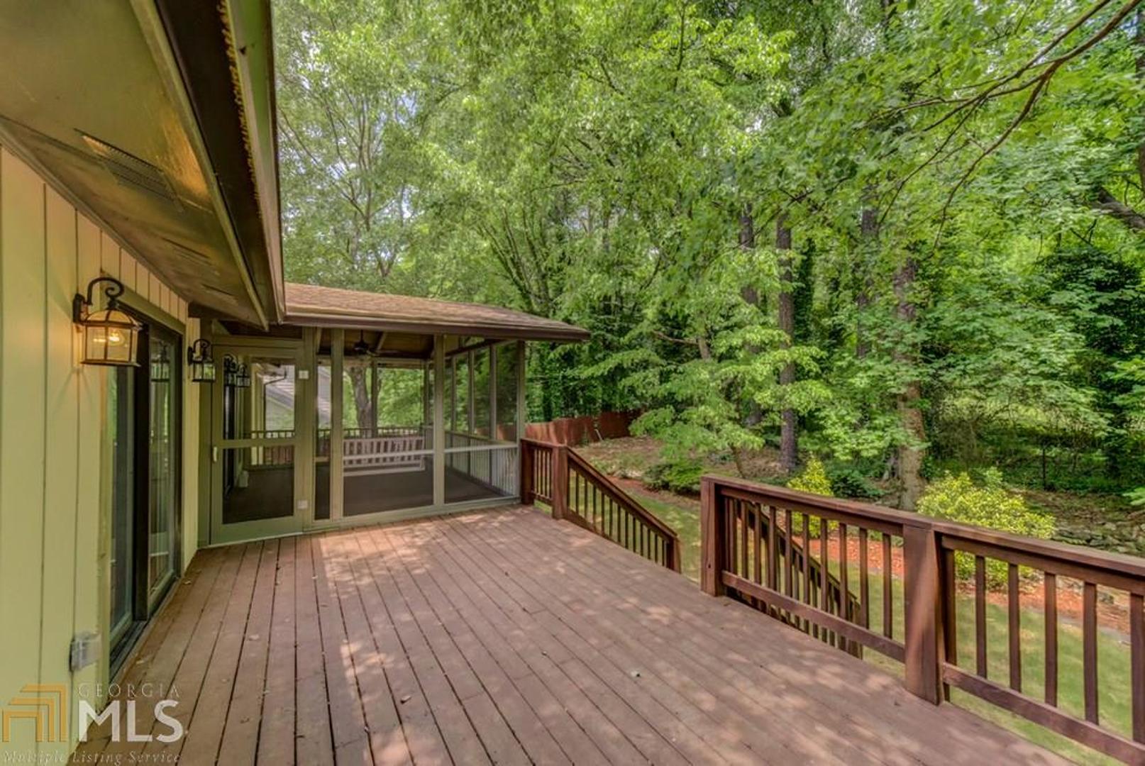 Olde Dekalb Village - Residential