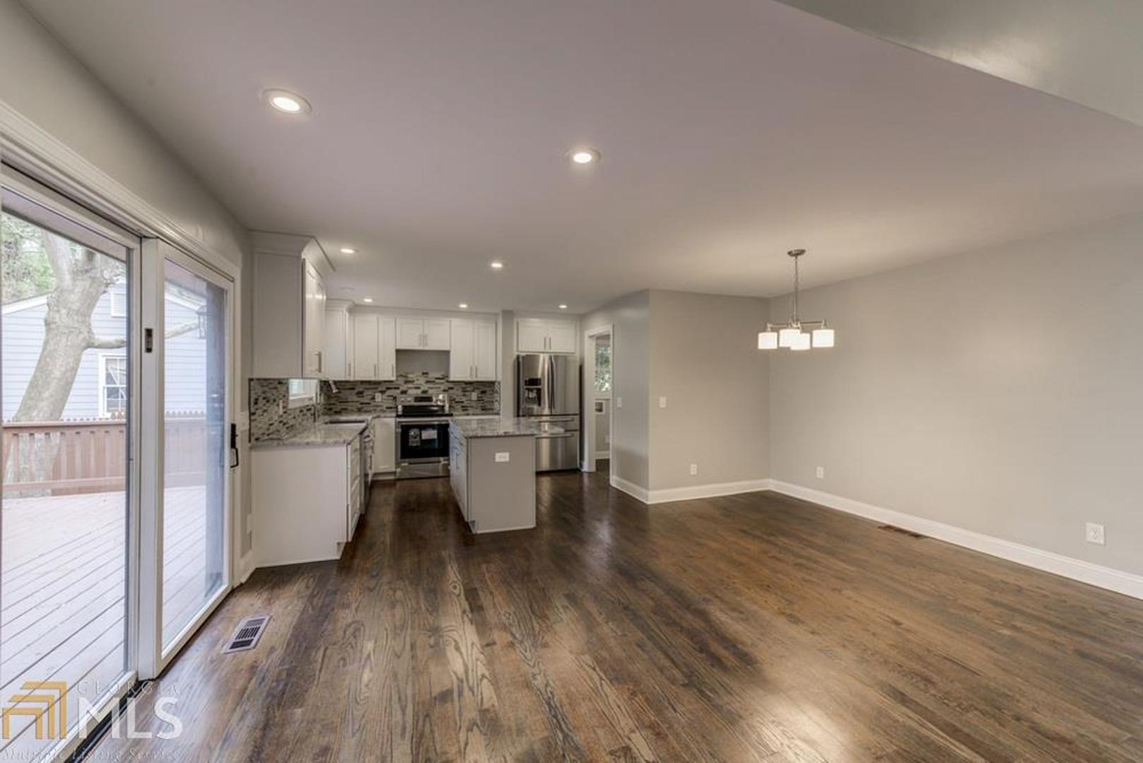 Olde Dekalb Village - Residential