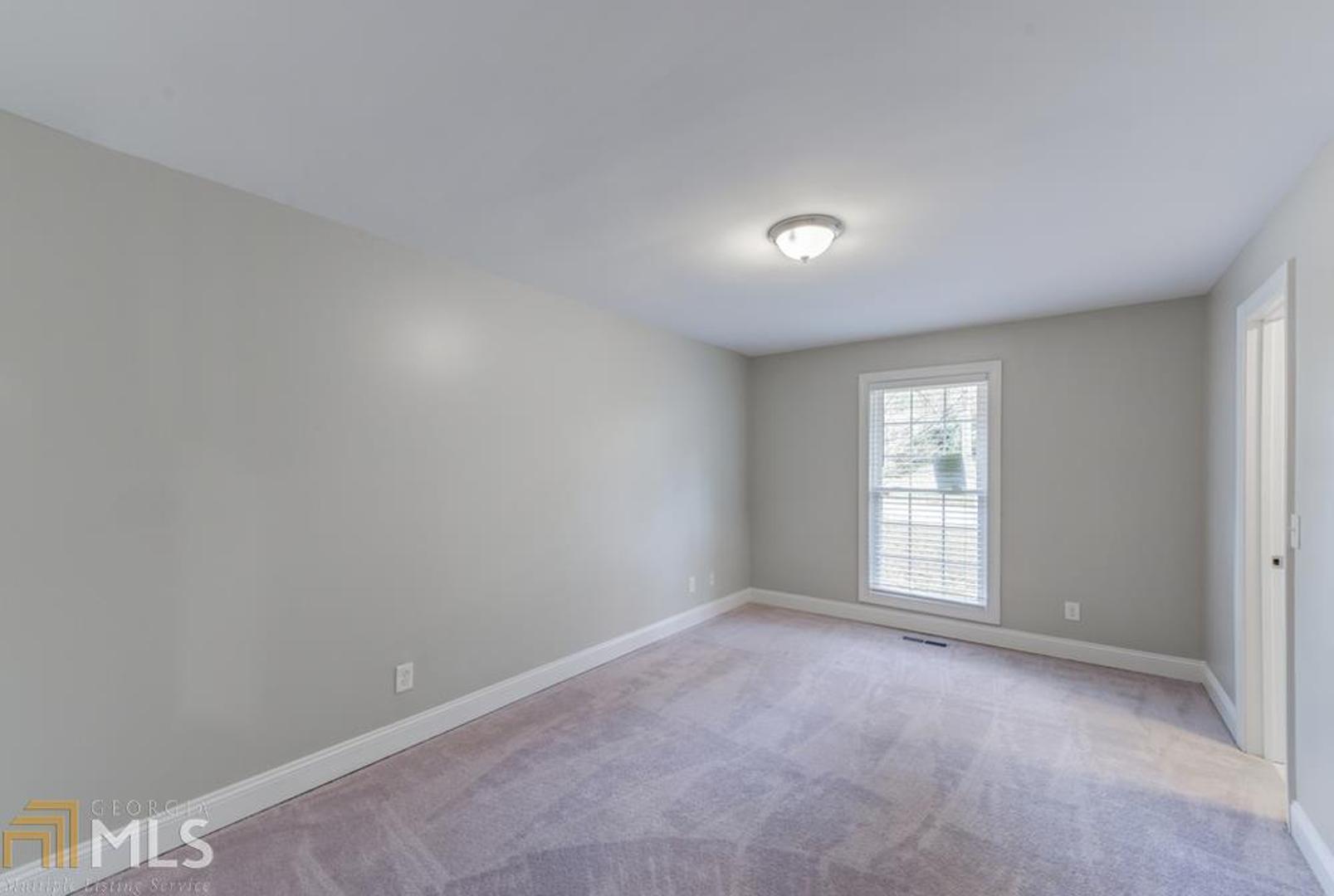 Olde Dekalb Village - Residential