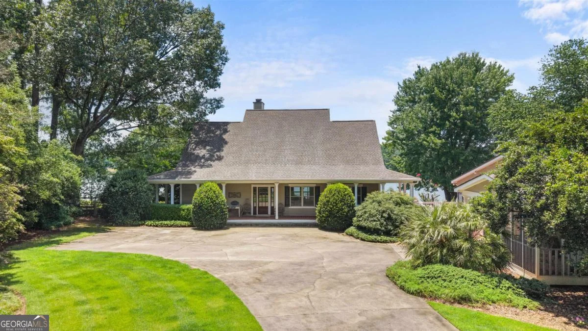 1470 Staci Drive Unit -
