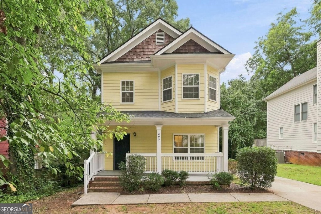Photo of 295 Sterling Street SE, Atlanta, GA 30315 (MLS # 10849663)