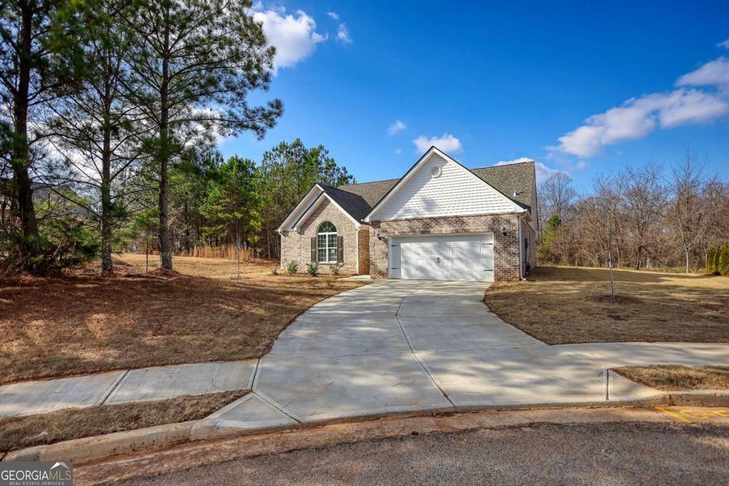 Photo of 967 Park Place Street, Social Circle, GA 30025 (MLS # 10662471)