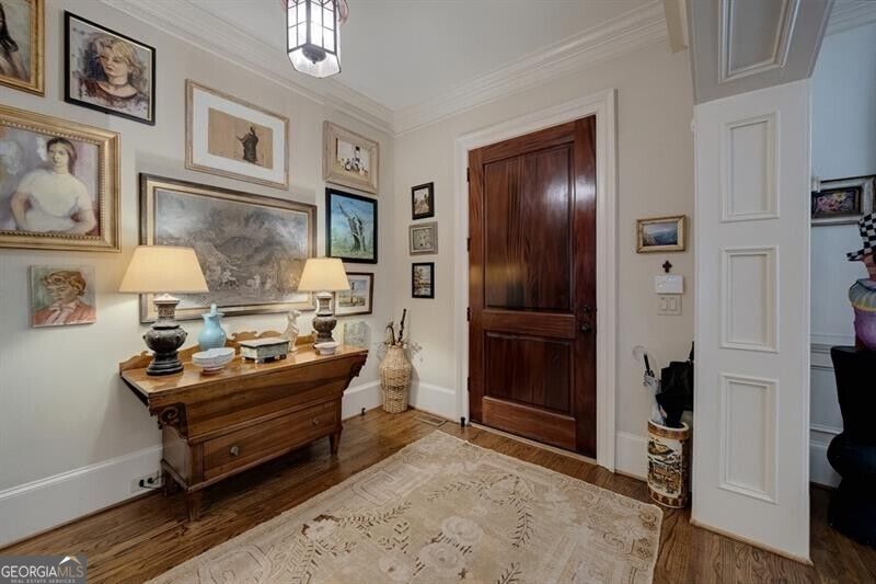 8 Honour AVE NW 6
