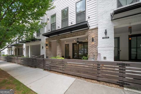 Photo of 1829 La Dawn Lane, Atlanta, GA 30318 (MLS # 10778733)