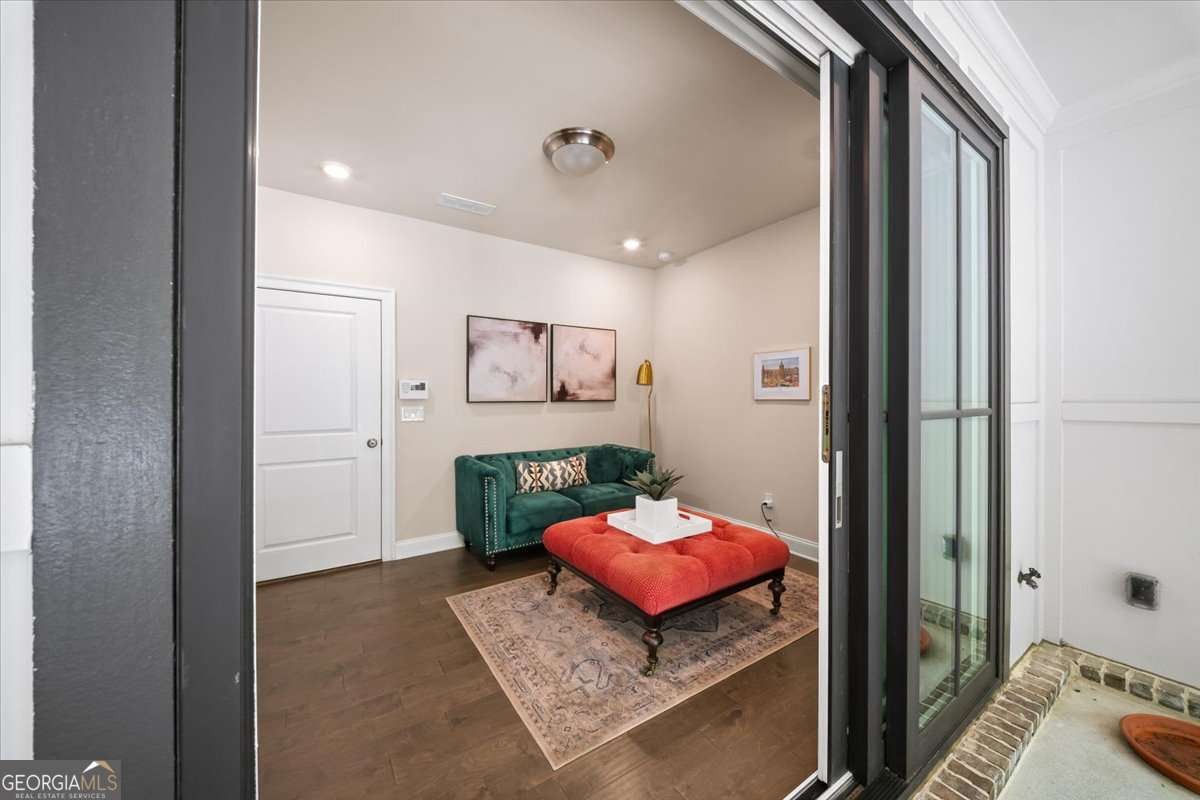 1829 La Dawn LN