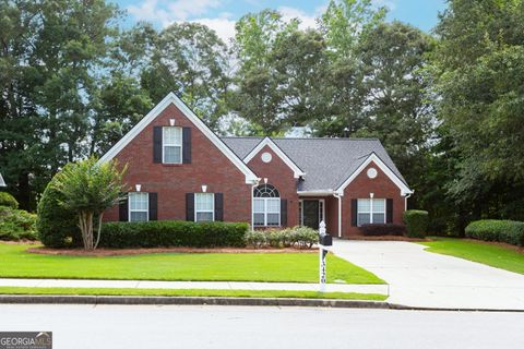 Single Family Residence in Buford GA 3420 Rivers End Place.jpg