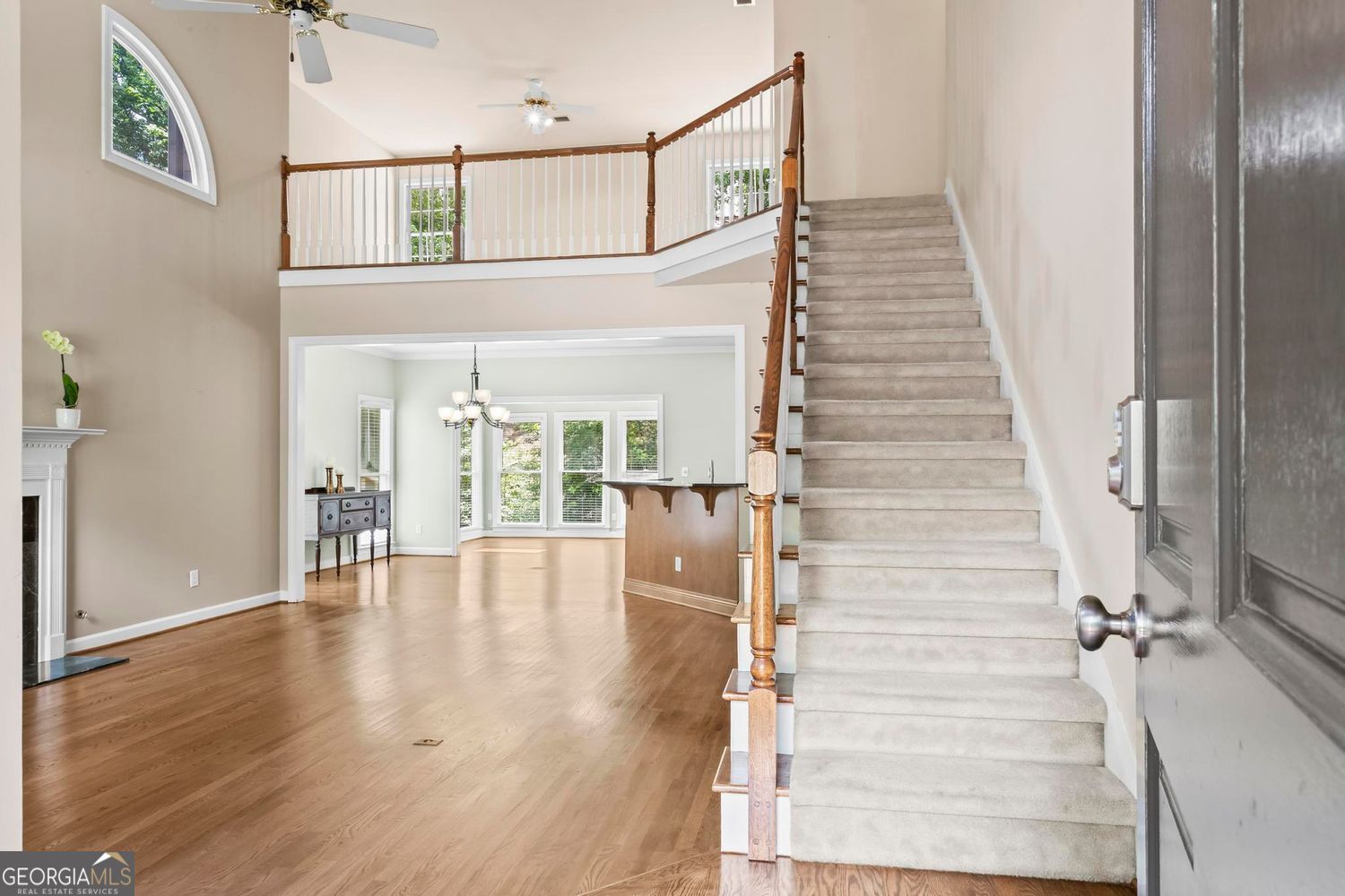 1605 Spinnaker DR