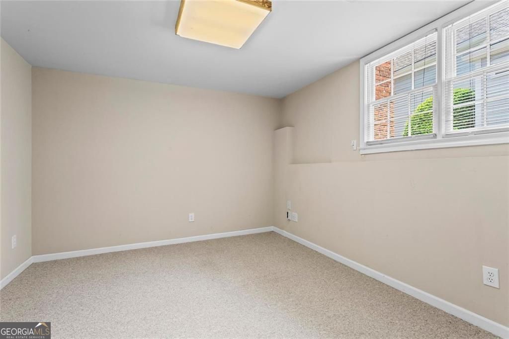 Alpharetta, Georgia 30005, United States, 4 Bedrooms Bedrooms, ,4 BathroomsBathrooms,Residential,Active,155798