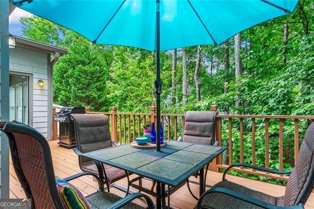 Alpharetta, Georgia 30005, United States, 4 Bedrooms Bedrooms, ,4 BathroomsBathrooms,Residential,Active,155798