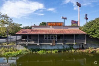 1854 Clubhouse DR