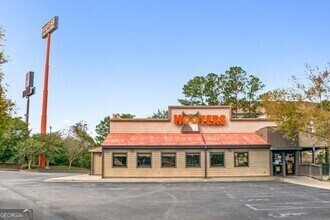 1854 Clubhouse DR