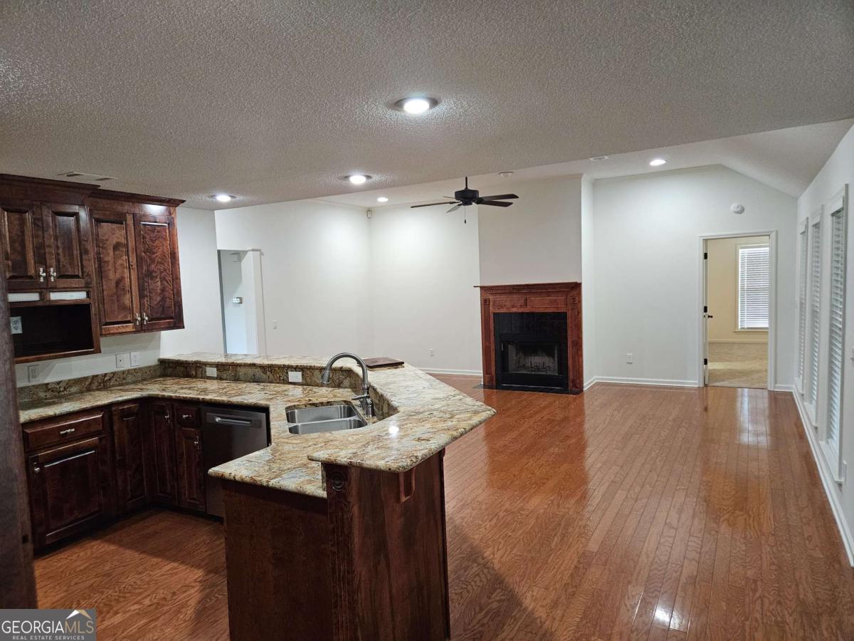 Pebble Hill Estates - Residential