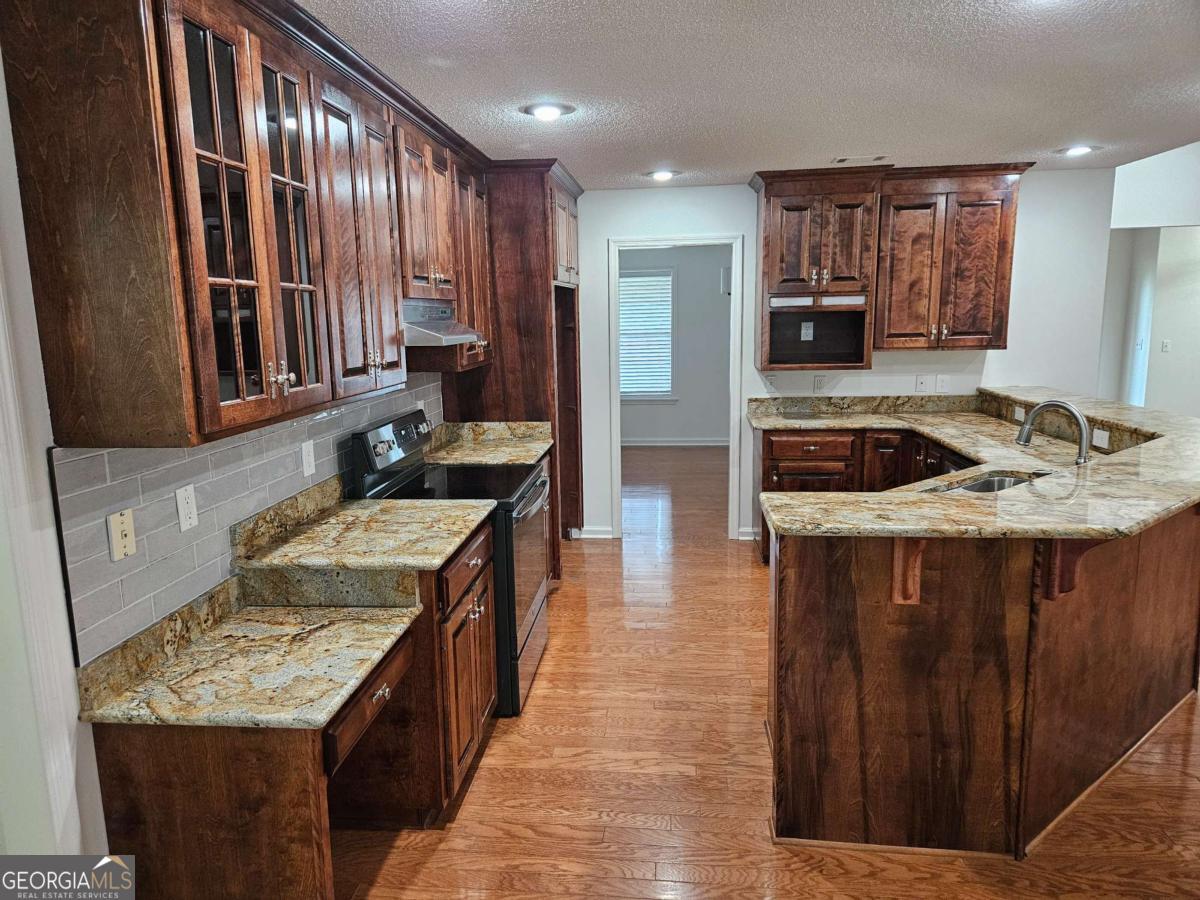 Pebble Hill Estates - Residential