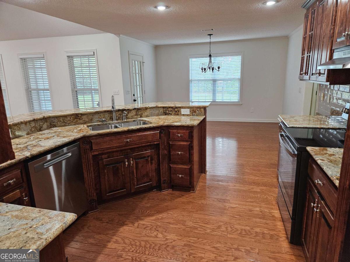 Pebble Hill Estates - Residential