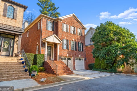 Photo of 2601 Canterbury Trail, Atlanta, GA 30324 (MLS # 10806270)