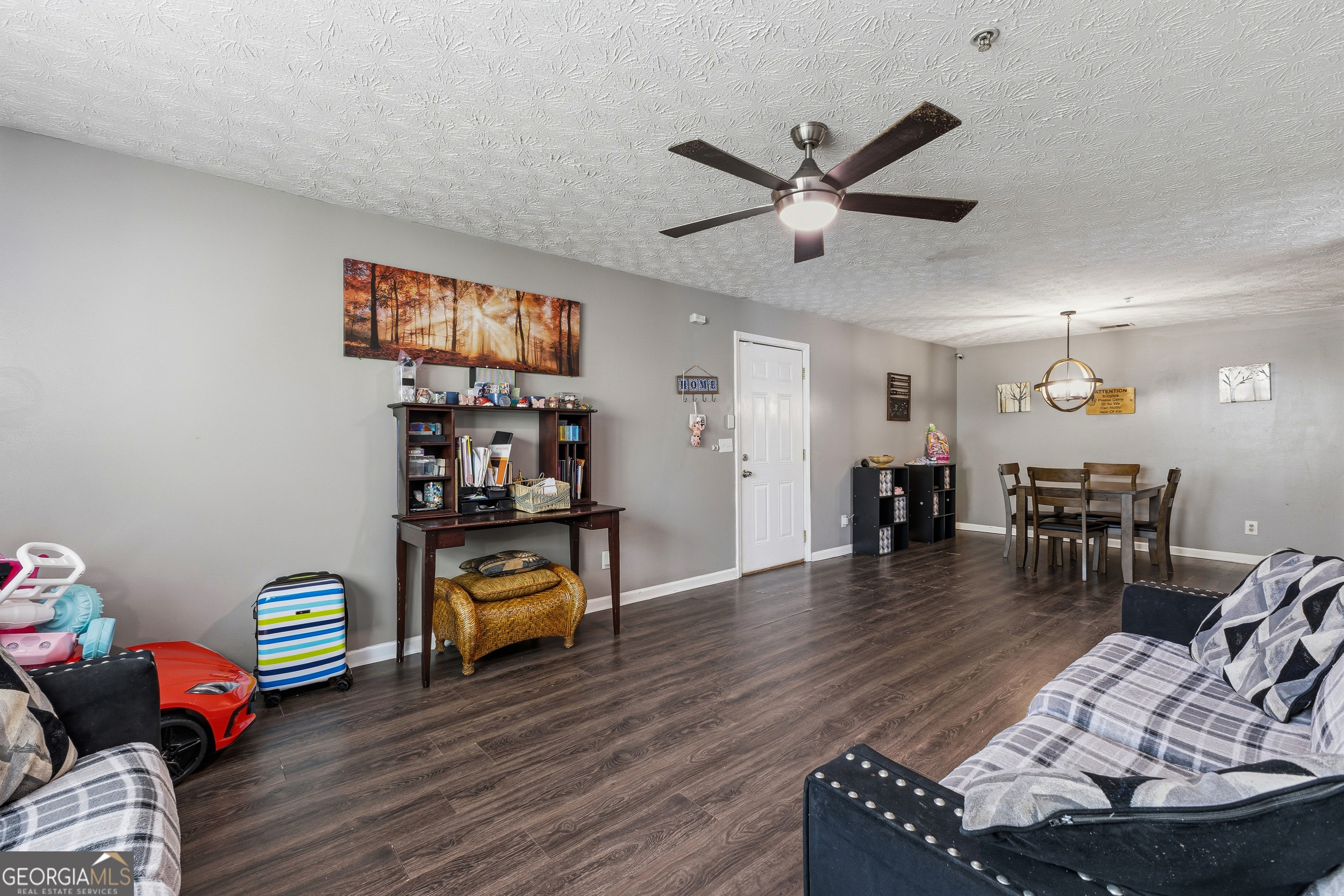 6203 Fairington Ridge CIR