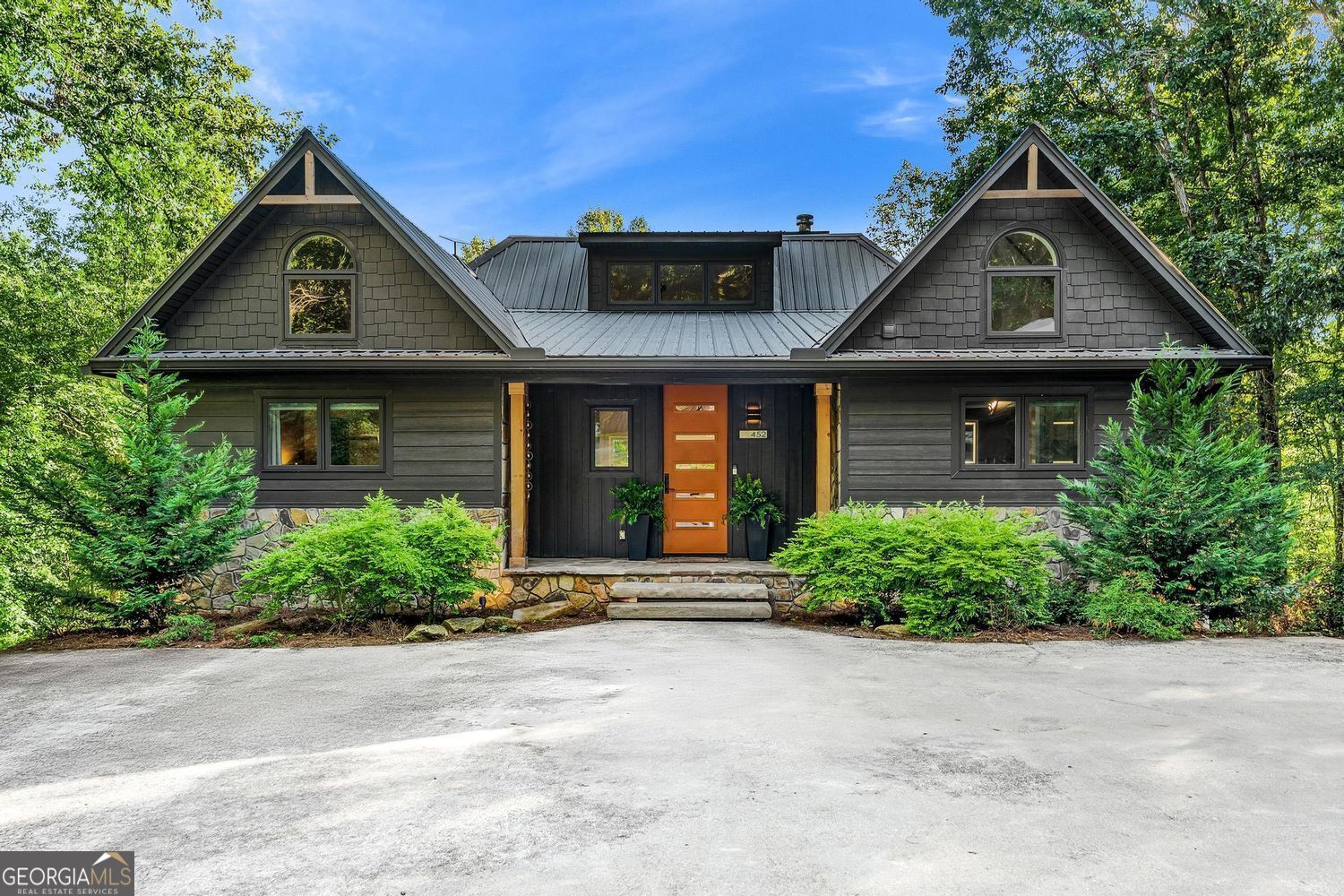 452 Blacks Mill RD