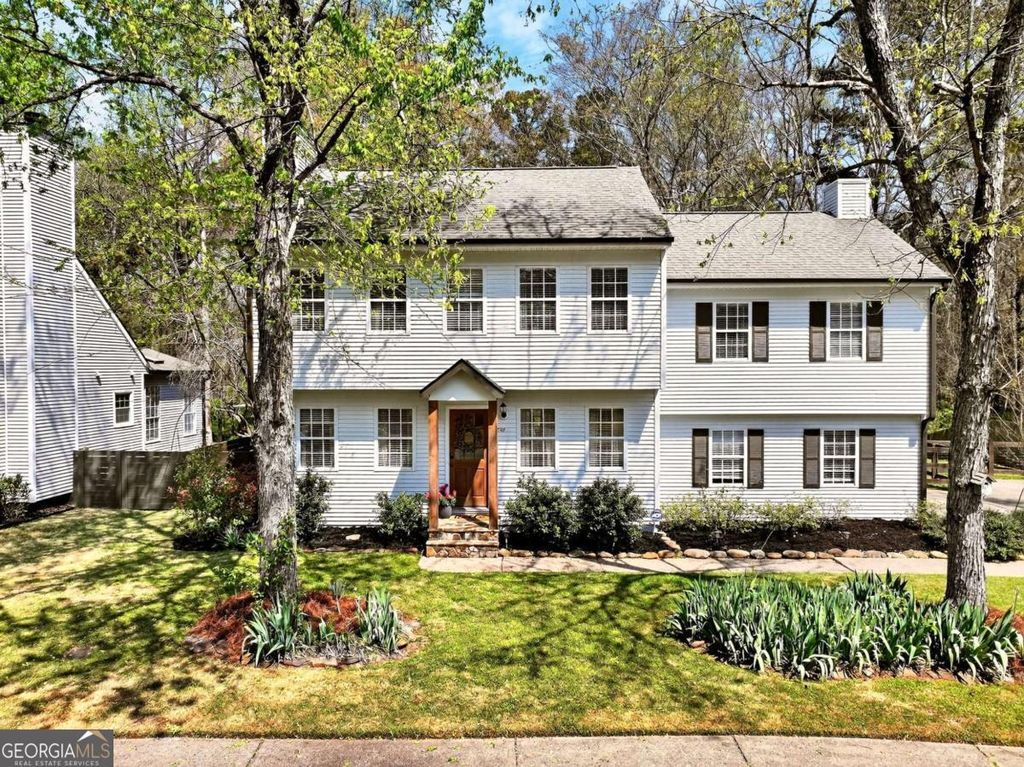 Photo of 240 Park Bridge Lane, Roswell, GA 30075 (MLS # 10719929)