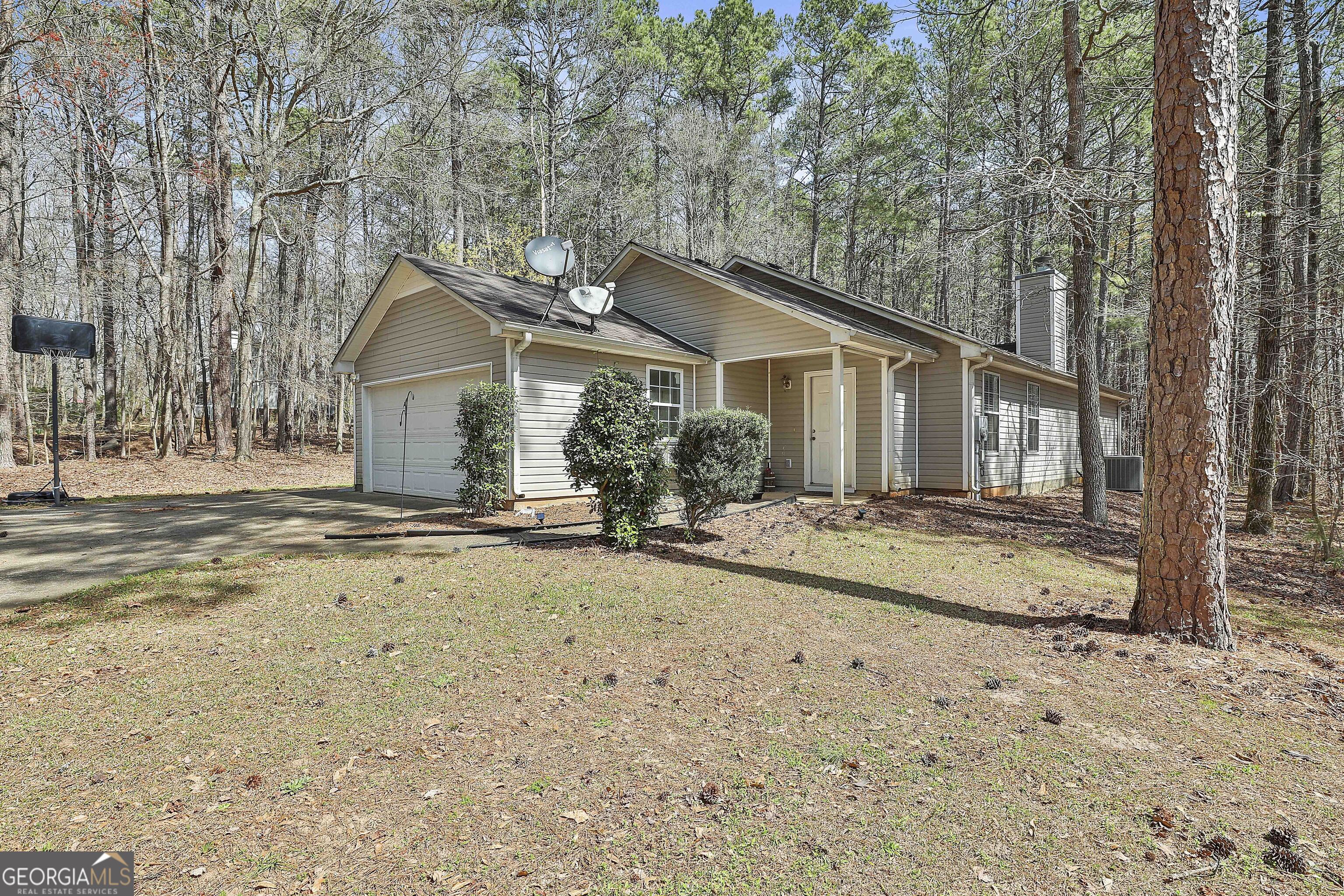 1109 Allen RD