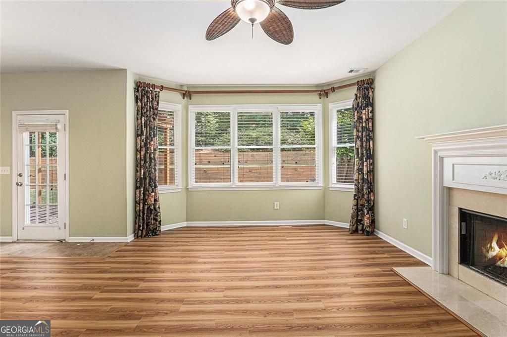 LONGPOINTE - Residential