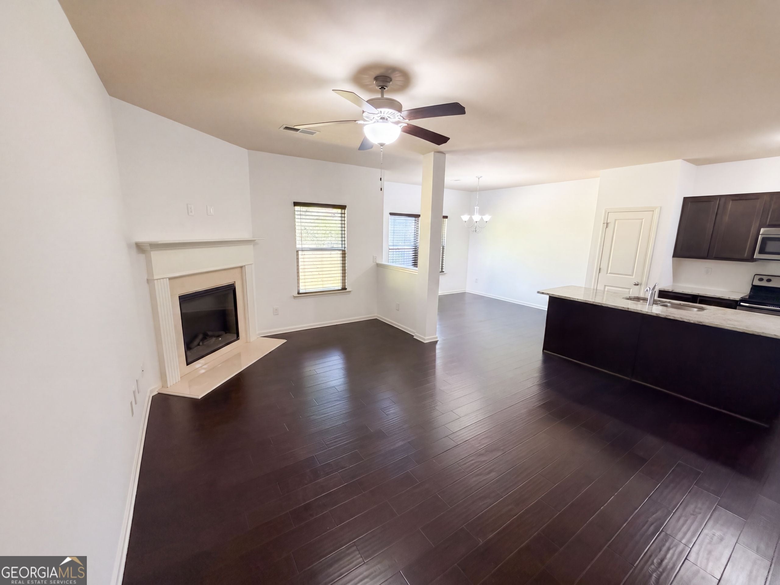106 Southwind CIR