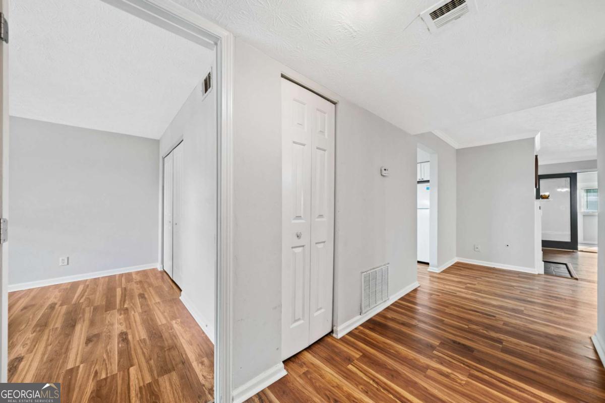 717 Beaufort CIR