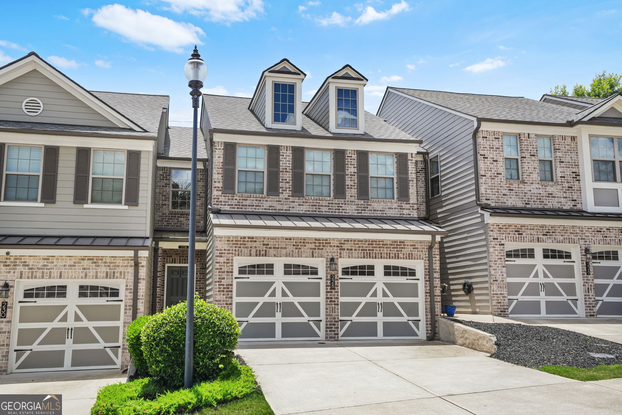 228 Stone Park DR