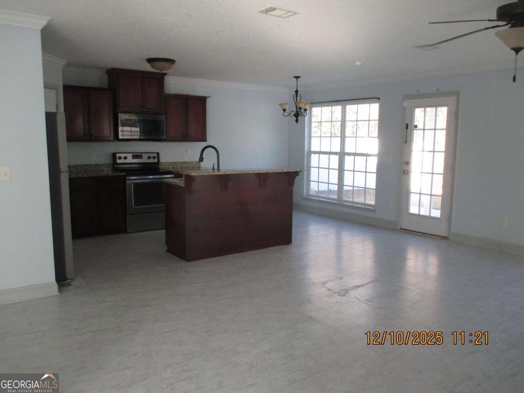 Photo of 624 Amhearst Row, Hinesville, GA 31313 (MLS # 10658050)