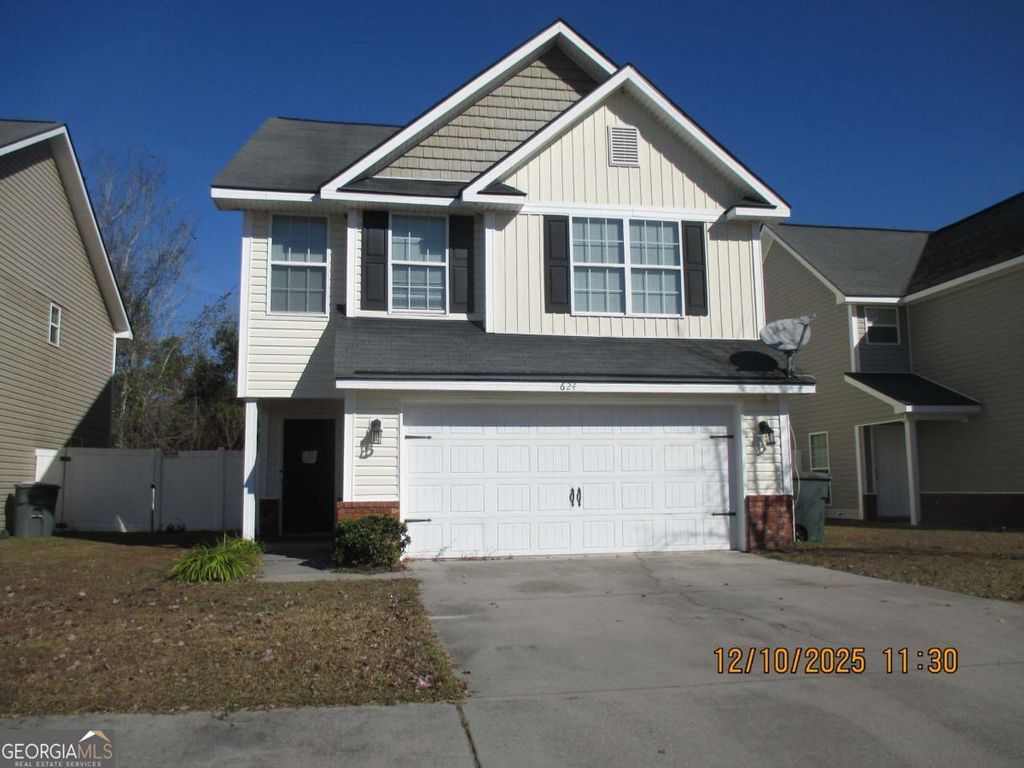 Photo of 624 Amhearst Row, Hinesville, GA 31313 (MLS # 10658050)