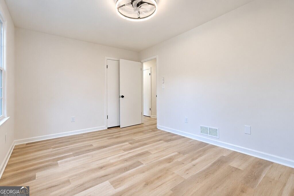 3401 San Antonio DR