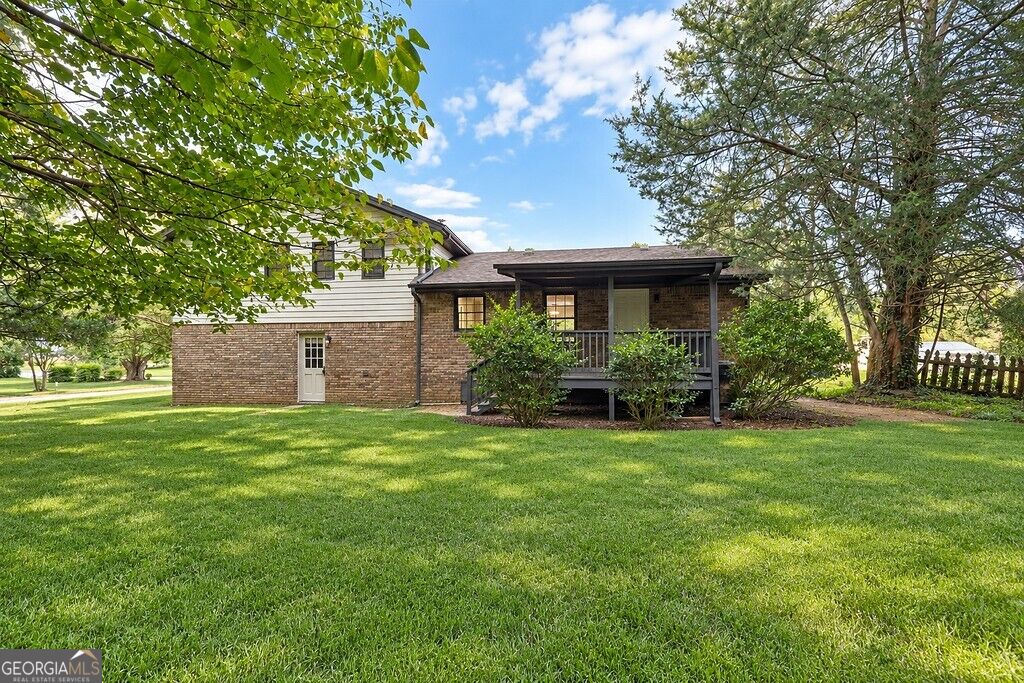 3401 San Antonio DR