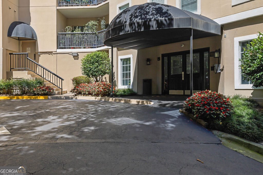 1 Biscayne DR NW 304