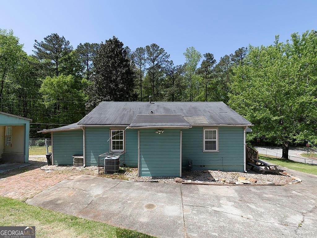 6296 Longino DR